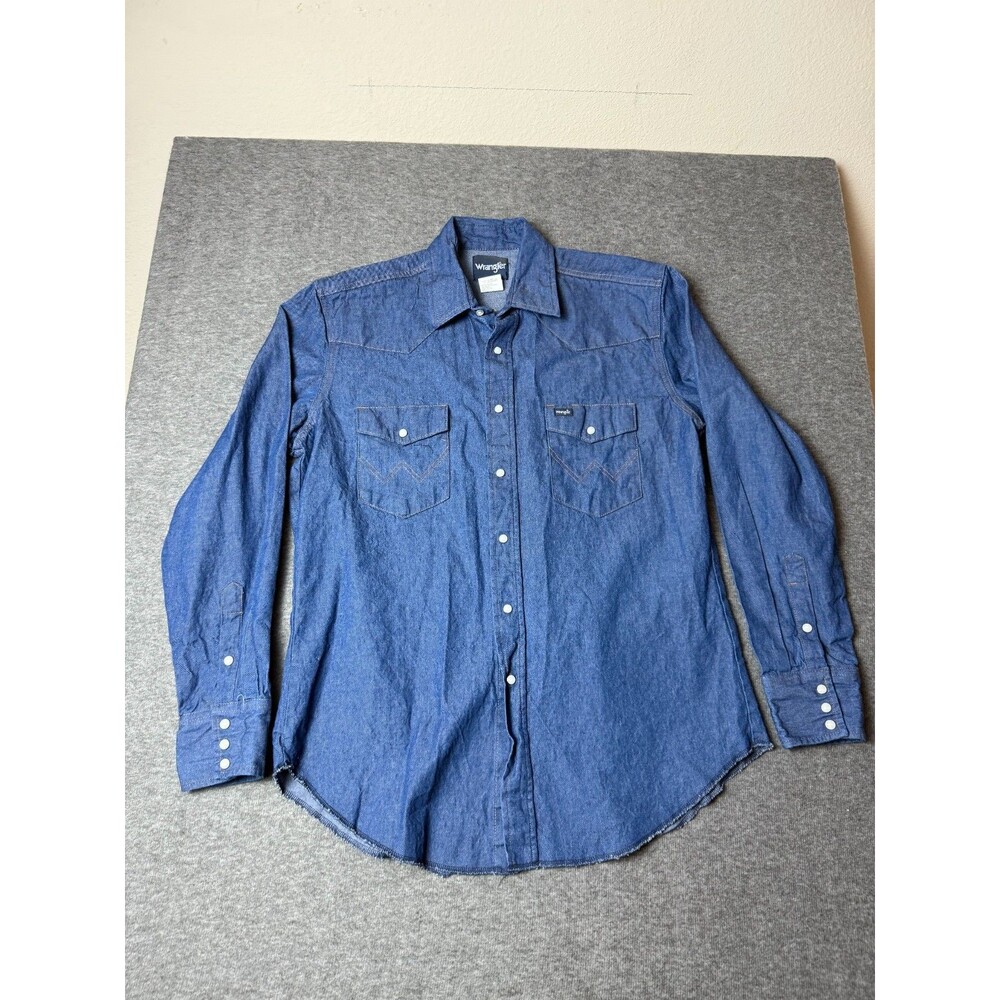 Wrangler Men’s Sz L Denim Western Pearl Snap Long Sleeve Distressed Farm Work